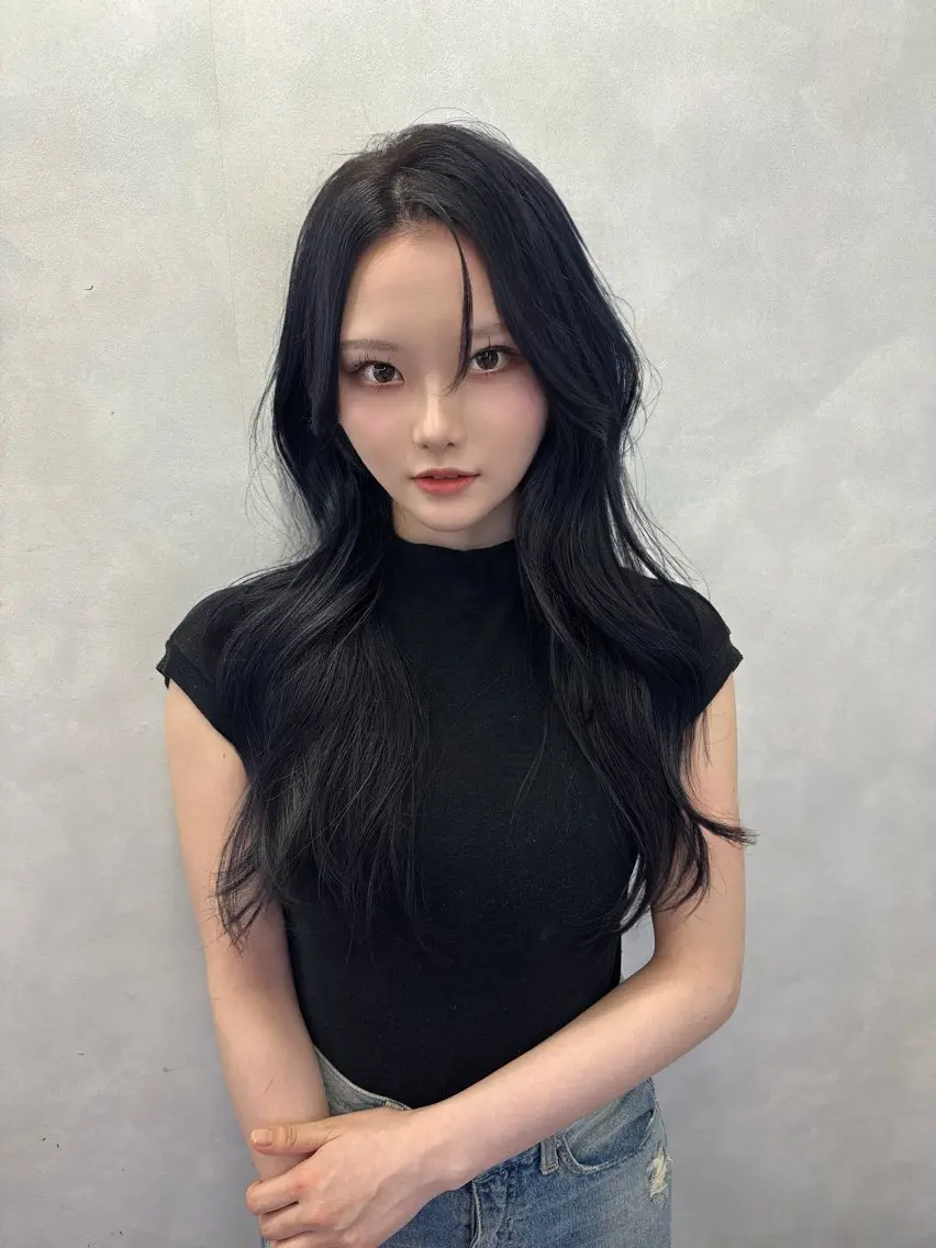ロング カラー ブリーチ くびれヘア 顔周りカット 髪質改善 ヨシンモリ 盛れる顔周りカット ♥️韓国ヘア"ちぇるのヘアスタイル