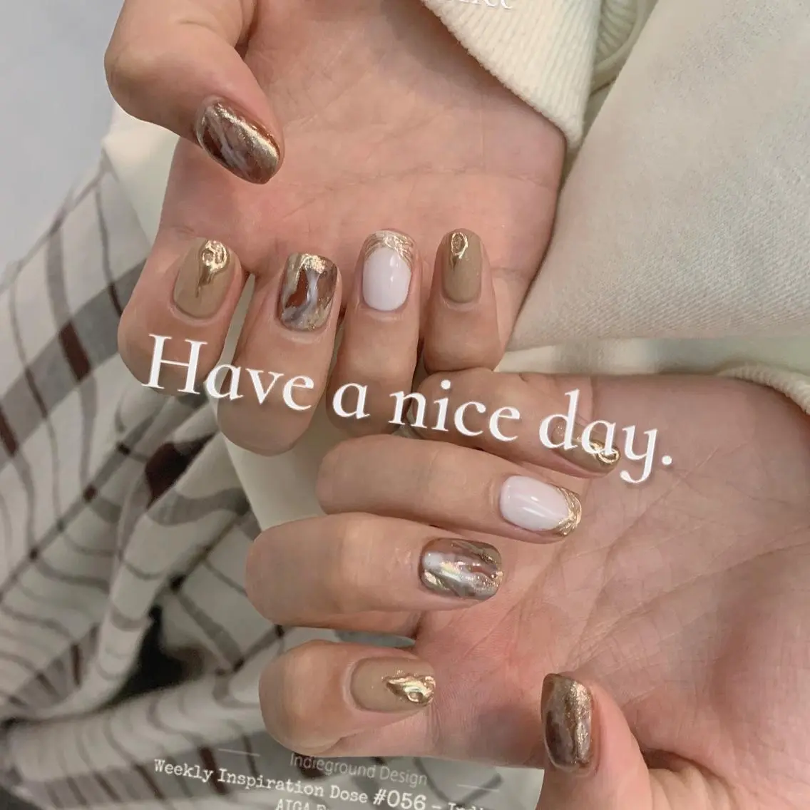 ネイル オーロラネイル フットネイル フレンチネイル ジェルネイル 韓国ネイル ハンドネイル ハンドケア 【ENサロン】 Rei💜Nailのネイルデザイン