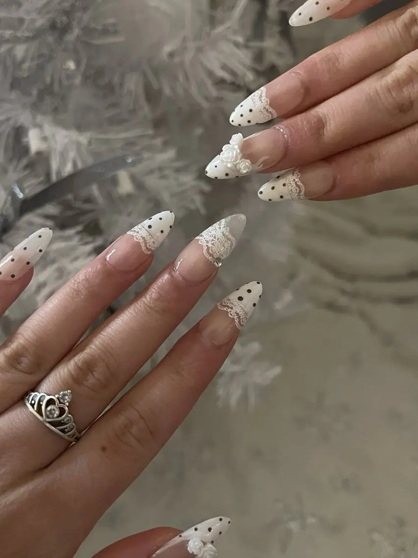 ネイル 韓国ネイル マグネットネイル 持ち込み ハンドネイル Mimi Nail_Royalのネイルデザイン