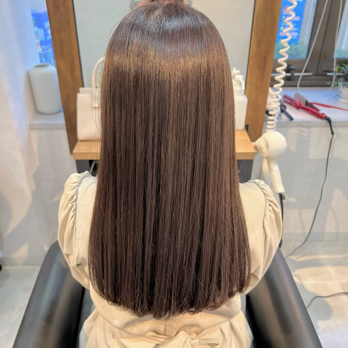 ロング カラー アッシュ ベージュカラー ブリーチ 透明感カラー グレージュ 透明感カラー/艶髪 🌷ちばなお🌷のヘアスタイル