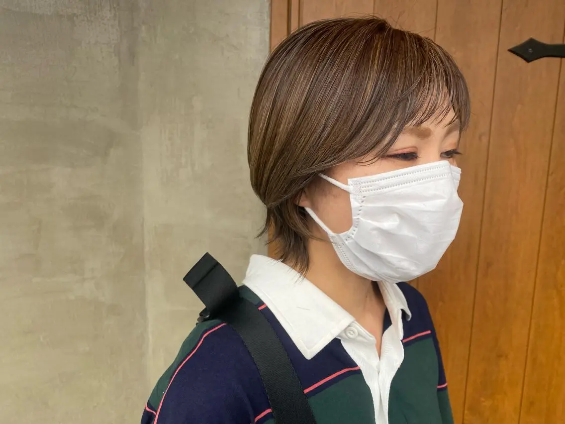 ショート カラー ブリーチ ハイライトカラー ハイライト ヘアカラー 柔らかカラー🥛 mayucoのヘアスタイル