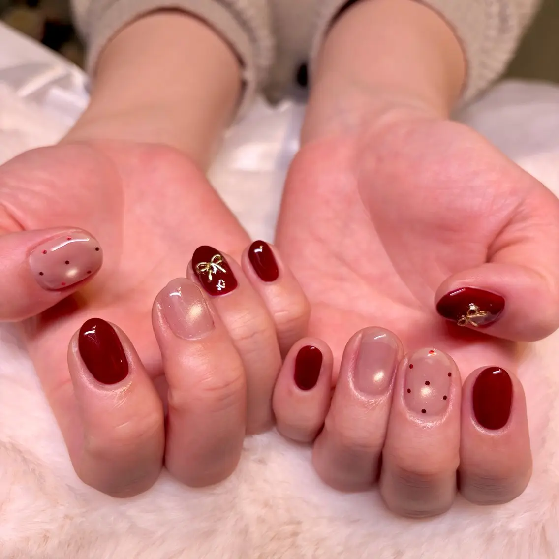 ネイル ガーリー ハンドネイル nail salon e'mu💐のネイルデザイン