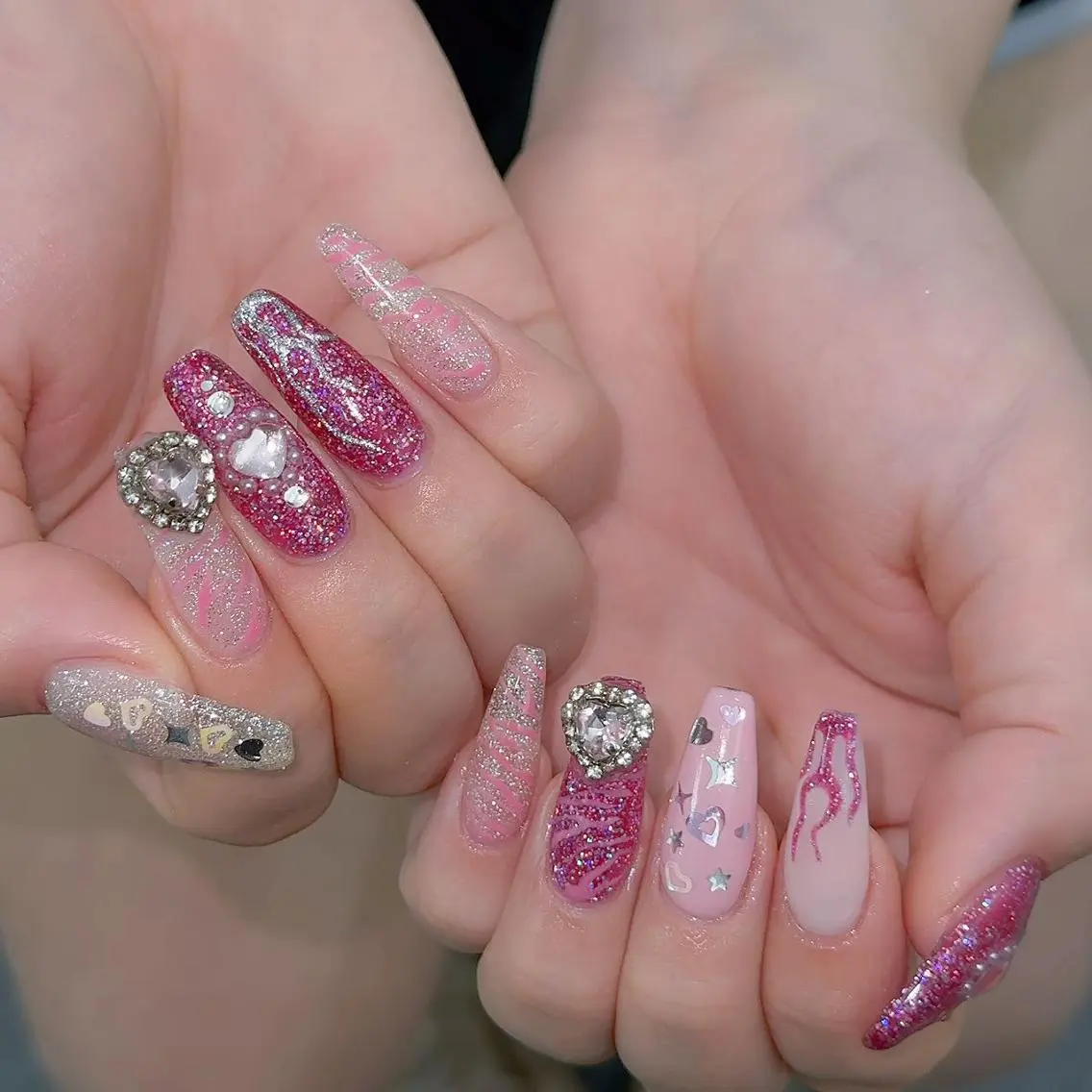 ネイル Queen's ゆなのネイルデザイン