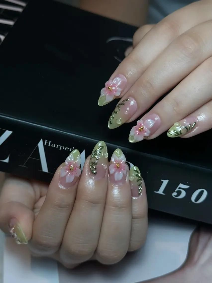 ネイル チークネイル ドット フレンチネイル グラデーション ハート ハンドネイル Julli NailStudioのネイルデザイン