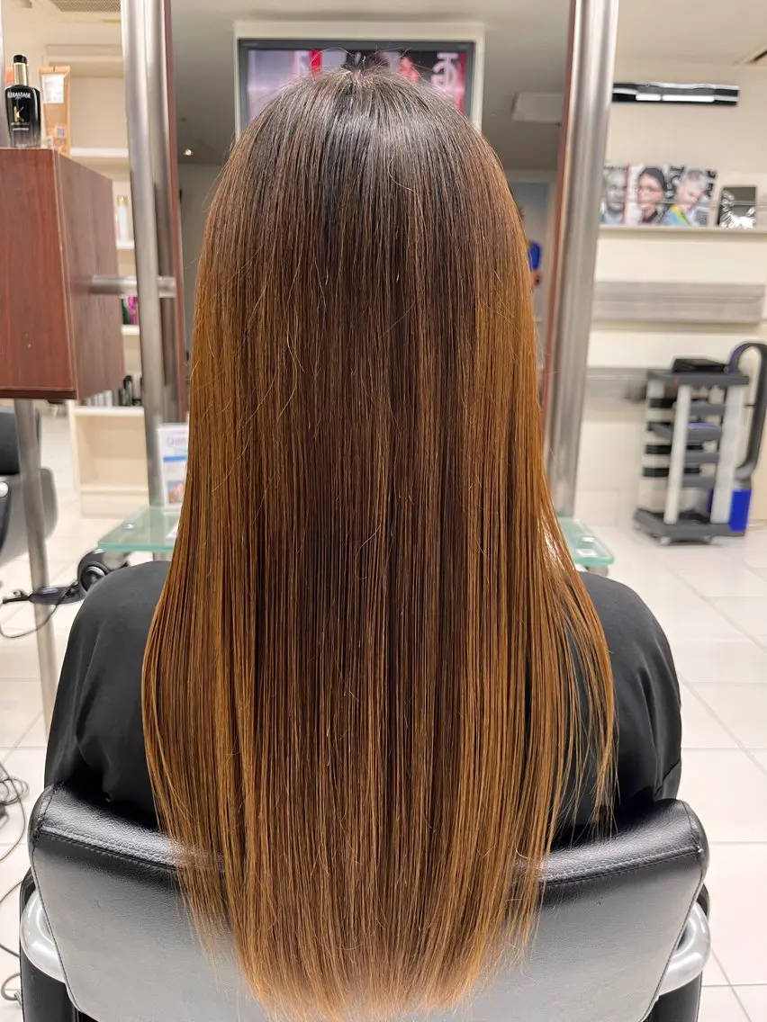 ロング カラー 小野 達己のヘアスタイル