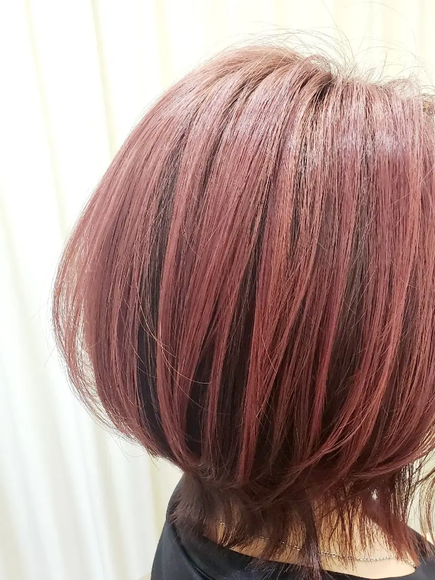 ショート カラー ボブレイヤー ブリーチ ボブ くびれヘア くびれレイヤー 松浦 正春のヘアスタイル