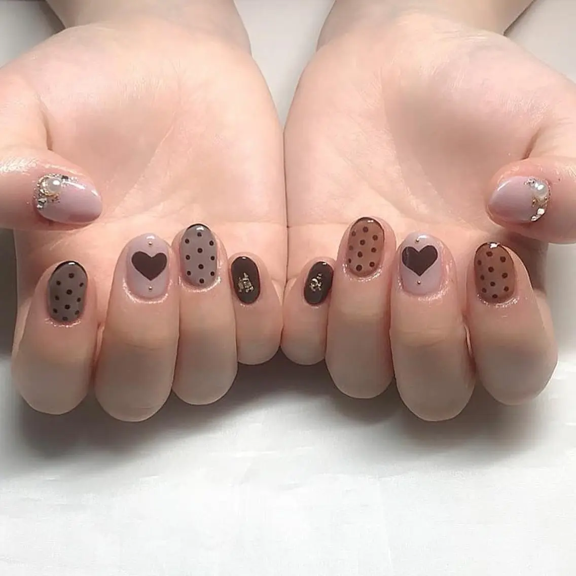 ネイル 持ち込み ハンドネイル ハンドケア lylynail YUUKAのネイルデザイン