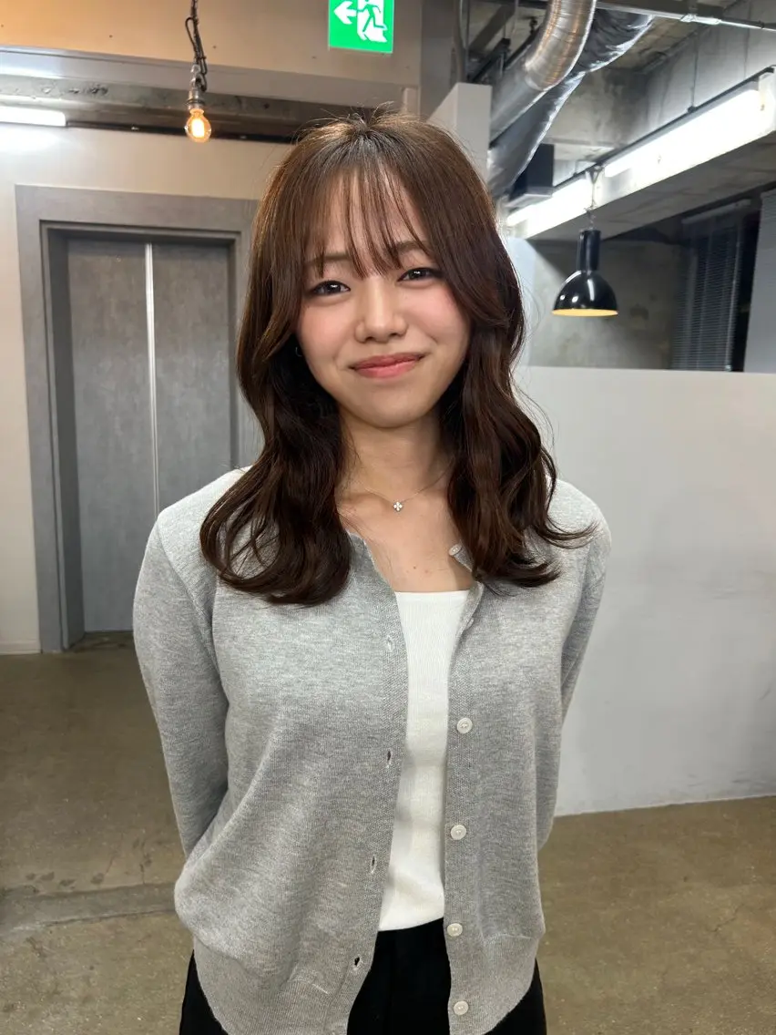 ミディアム サワムラ ソナタのヘアスタイル