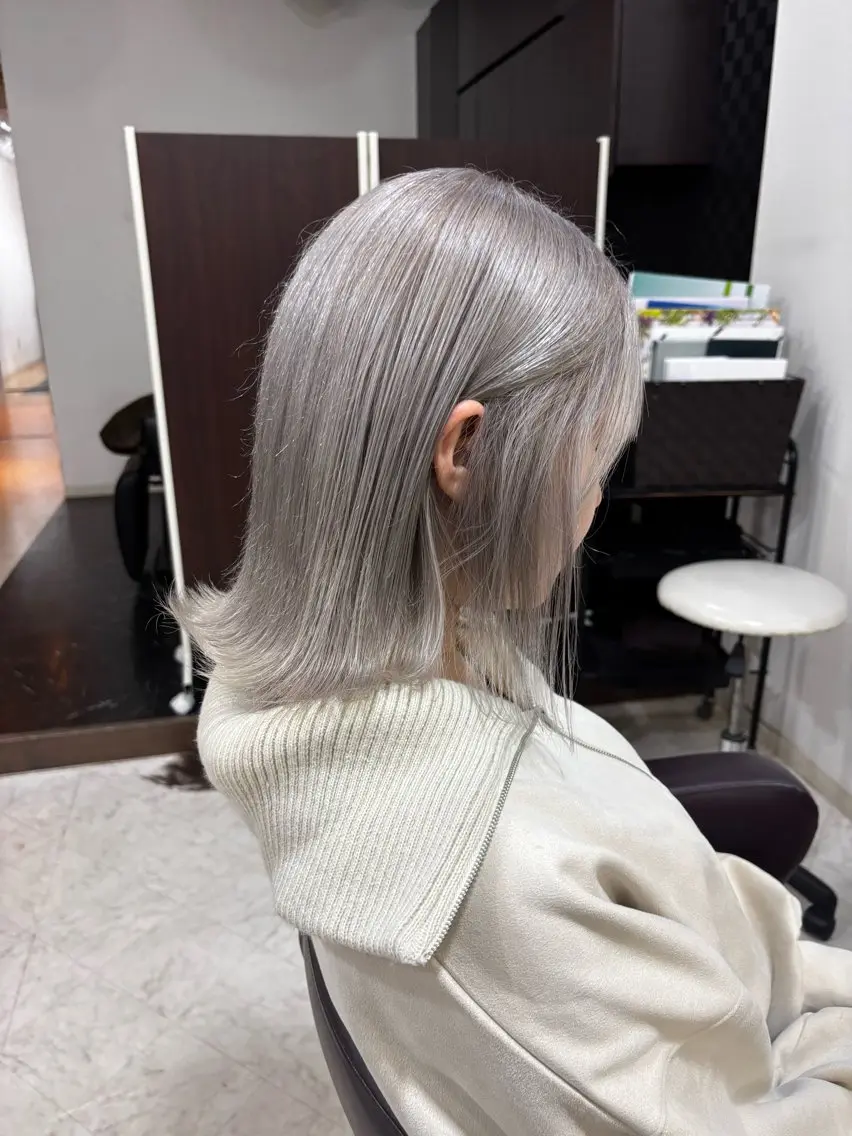 ミディアム ヘアカラー LiTA RIKUのヘアスタイル