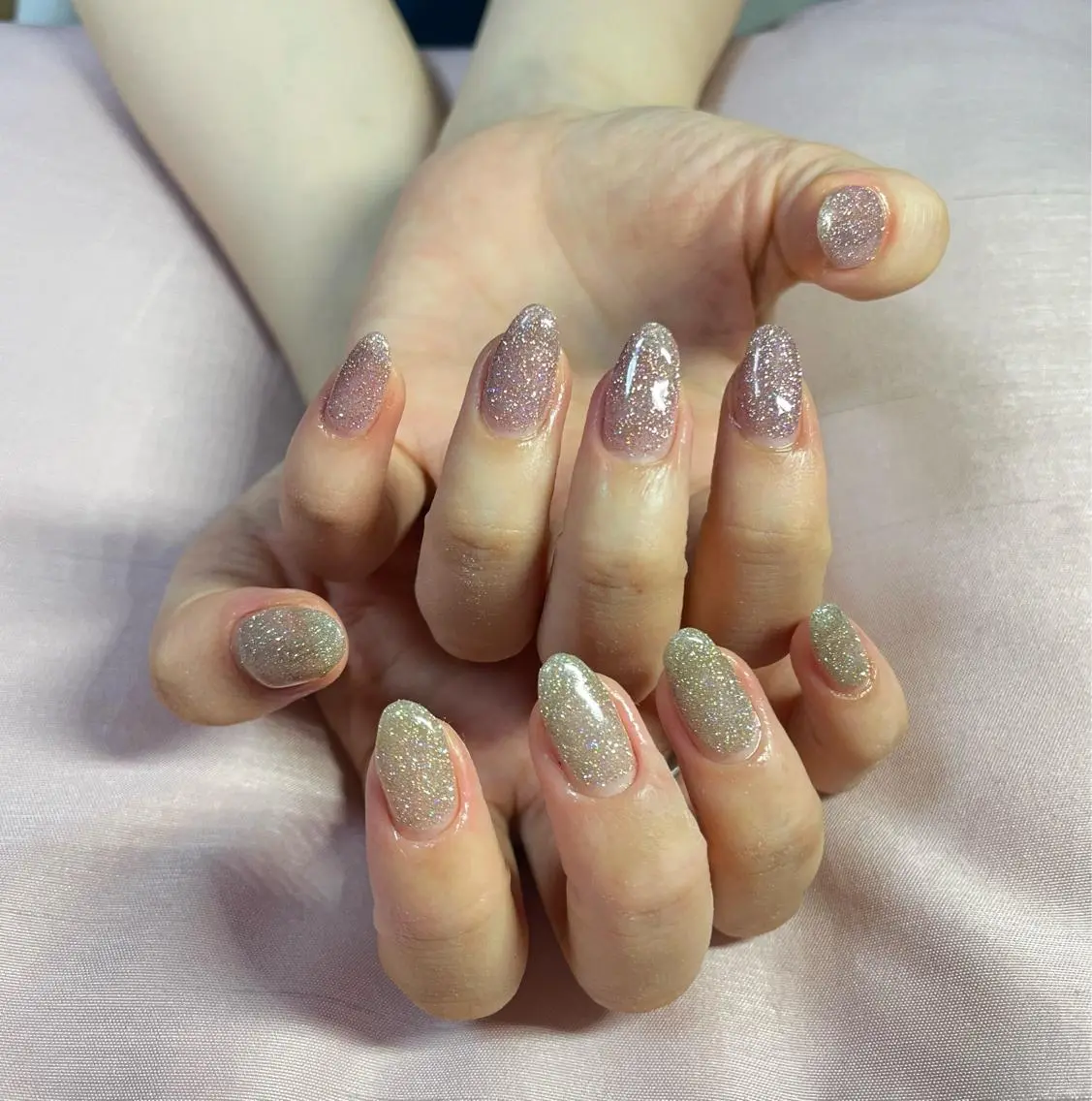 アシンメトリーネイル💅🪞　　　　　　　　　　　　　　　　【ハンドフット同額】の写真