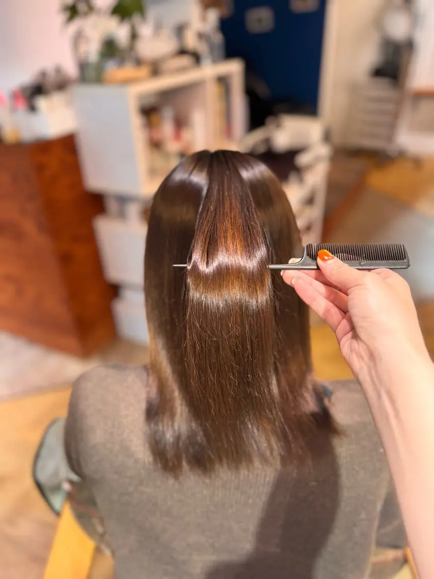 ミディアム 髪質改善 縮毛矯正 トリートメント Kaori🌈透明感 カラー / 髪質改善のヘアスタイル