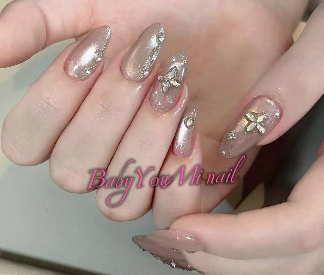 ネイル オーロラネイル チークネイル 成人式 フットネイル フレンチネイル ハンドネイル BabyYouMi nailのネイルデザイン
