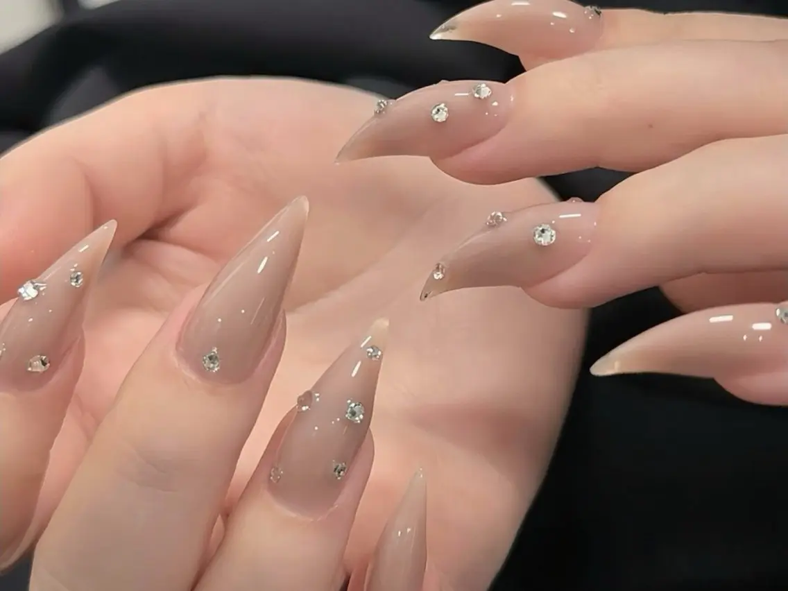 メンズ ネイル メンズ韓国風 ボルドー ブラウン チークネイル 長さ出し NEW NAIL 池袋🔥🧲のネイルデザイン