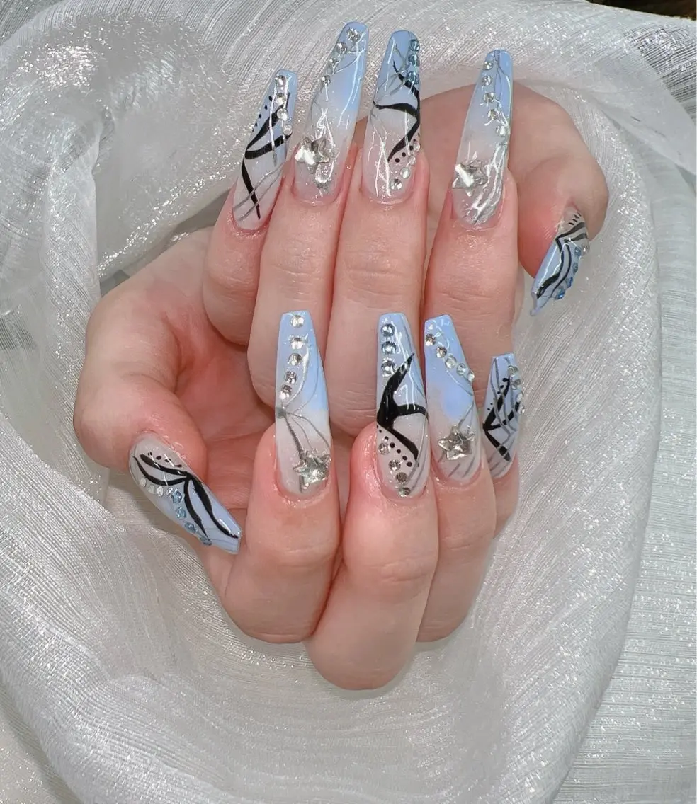 ネイル フレンチネイル ガラスフレンチ グラデーション マグネットネイル ミラーネイル Lee Nailsのネイルデザイン