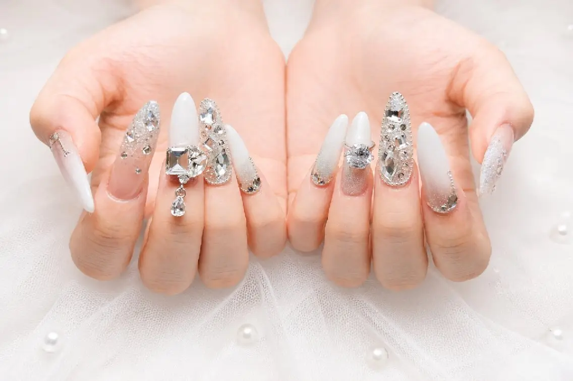 ネイル スカルプネイル Whitebase nailのネイルデザイン