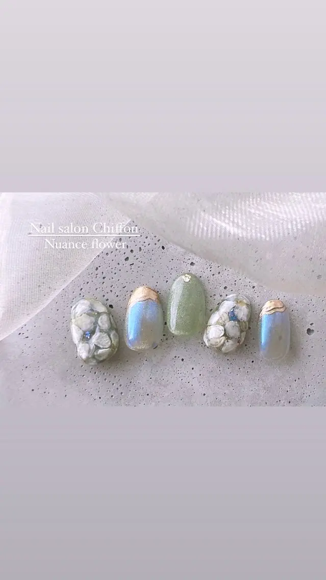 ネイル アートネイル フラワーネイル ニュアンスネイル Nail salon Chiffonのネイルデザイン