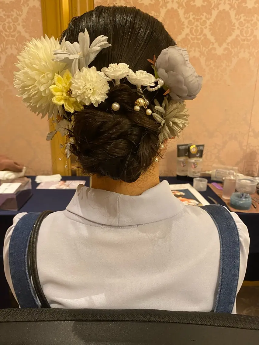ロング ヘアアレンジ 成人式 ヘアセット Hiroshi ヒロシのヘアスタイル