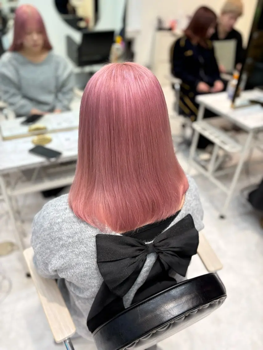 ロング カラー ピンクカラー ヘアカラー トリートメント ヘアセット 色落ち綺麗🩰ハイ トーン🎀RINKAのヘアスタイル
