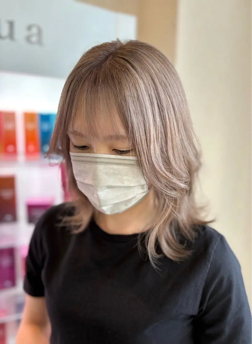 ミディアム ヘアカラー HIRO ✂︎のヘアスタイル