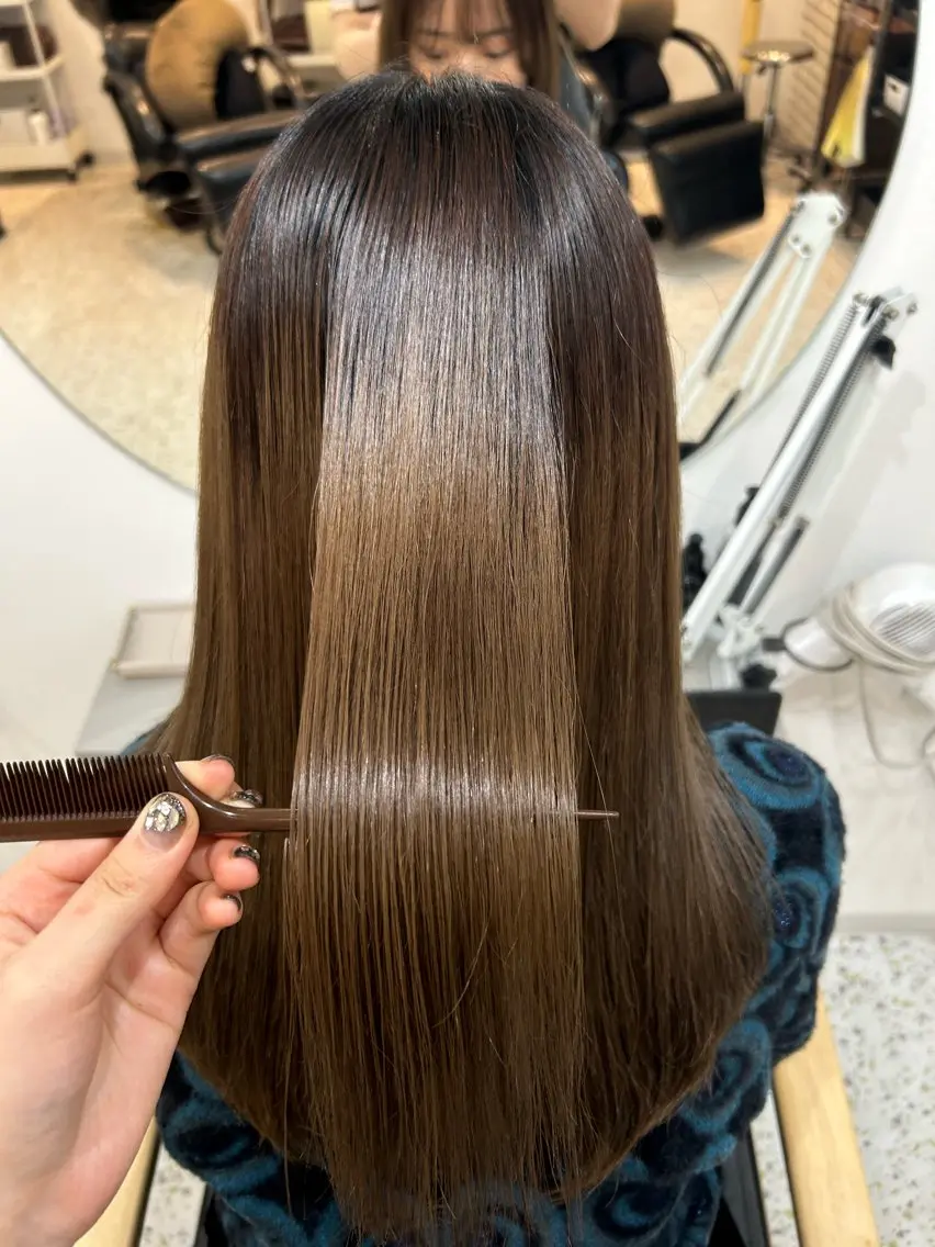 ミディアム 髪質改善 透明感カラー 莉々子のヘアスタイル