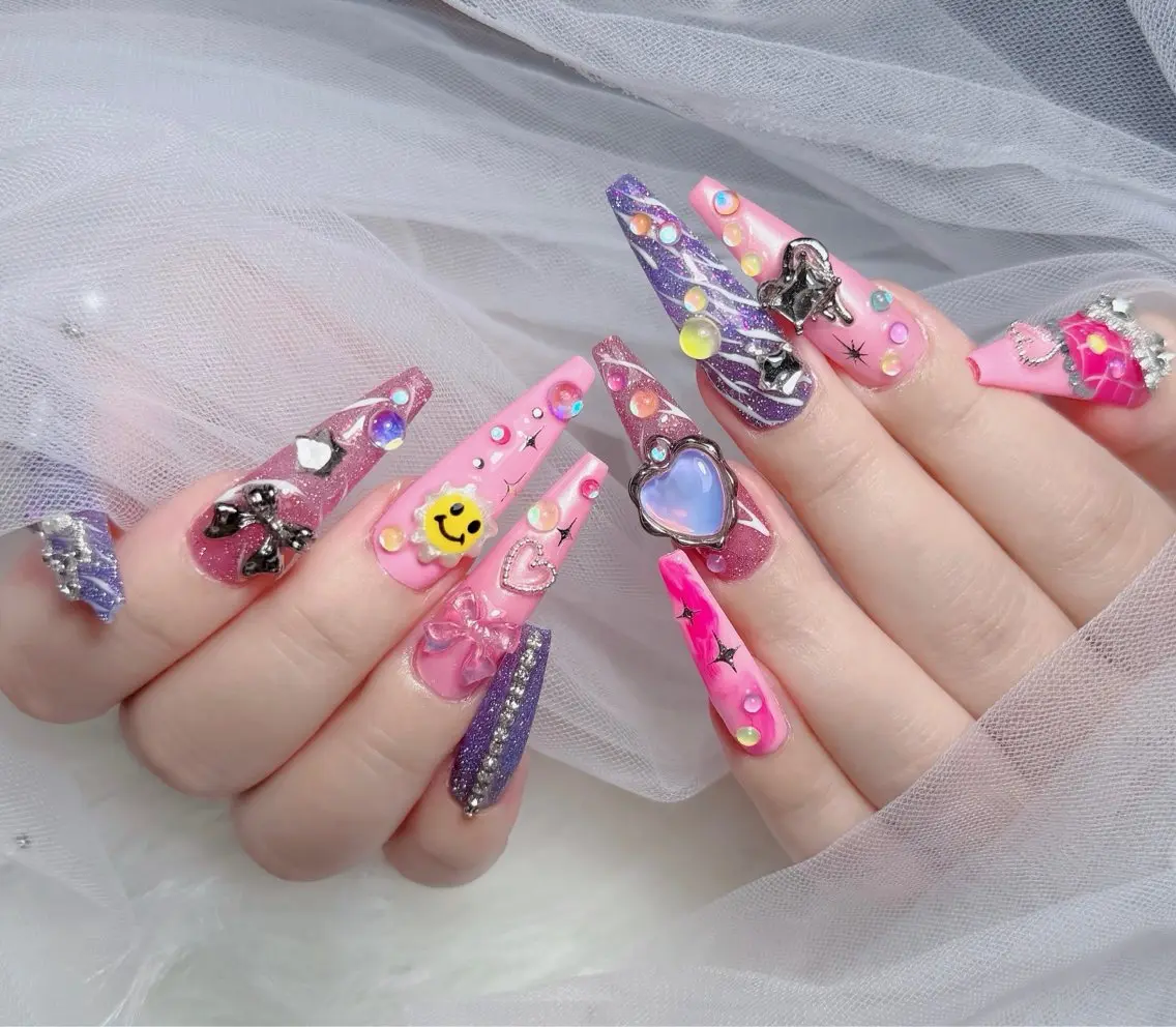 ネイル アートネイル フレンチネイル ジェルネイル 韓国ネイル マグネットネイル ハンドネイル Lenie Nail Okuboのネイルデザイン