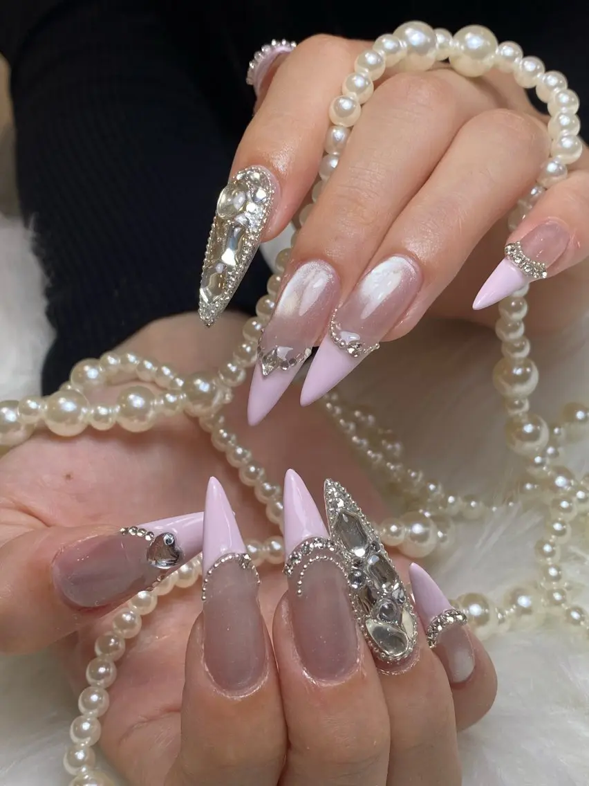 ネイル オーロラネイル ブラウン フラッシュネイル フラワーネイル ホログラムネイル ハンドネイル Rei _Nail 新宿のネイルデザイン