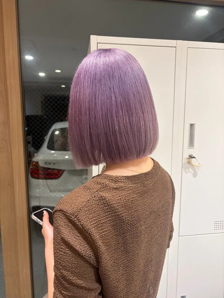 ショート カラー BLEACH YURINA⭐️のヘアスタイル