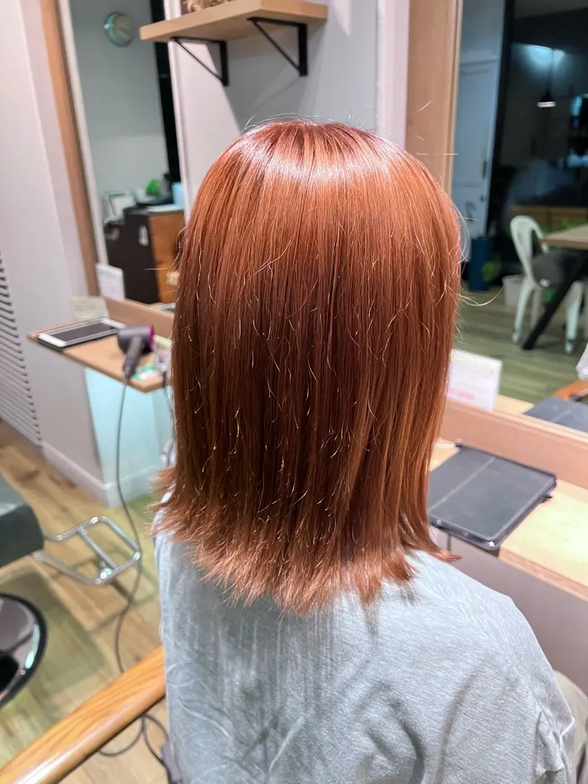ミディアム カラー ブリーチ オレンジ ピンクカラー ヘアカラー トリートメント ツキダテ ユイのヘアスタイル