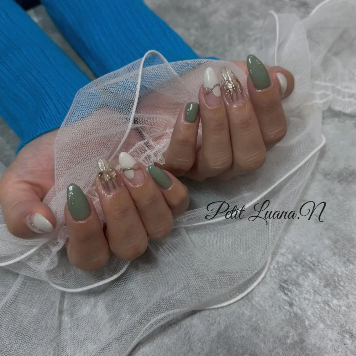 ネイル ニュアンスネイル ハンドネイル V.I.E.W 堀内 留依のネイルデザイン