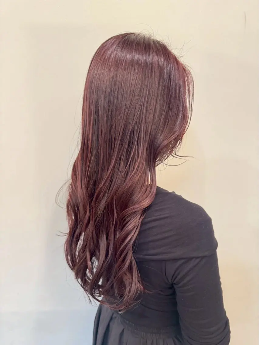 ロング 緑川 花梨のヘアスタイル