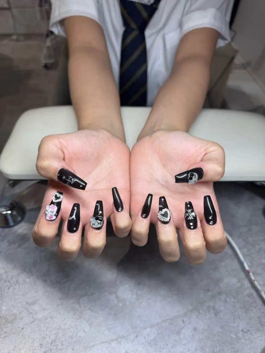ネイル ハンドネイル IROHA NAIL 北村菜帆のネイルデザイン