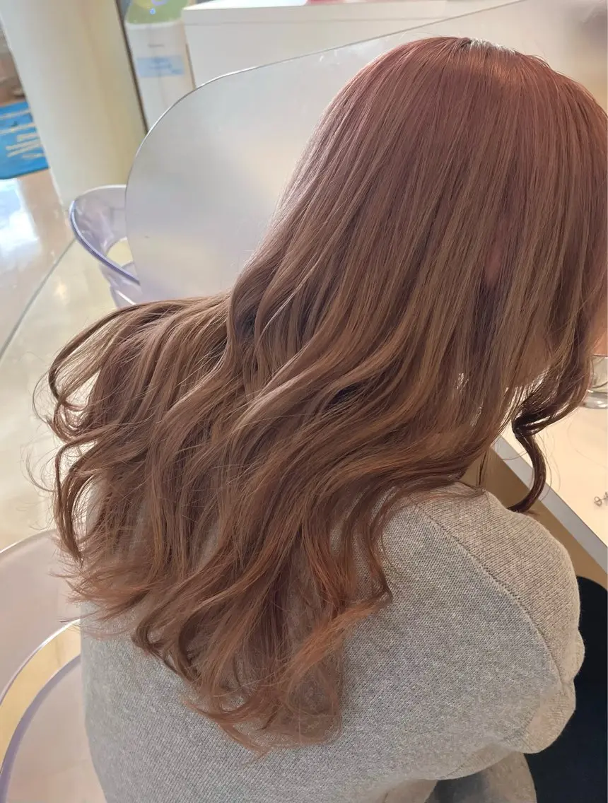 ロング カラー ベージュカラー ピンクカラー ピンクベージュ eMu🫧 〜𝑴𝒊𝒖〜のヘアスタイル