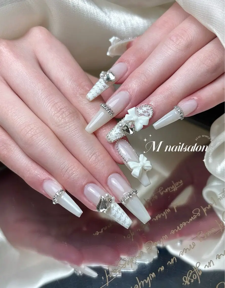 ネイル 🎀M nails✨ ビューティーのネイルデザイン
