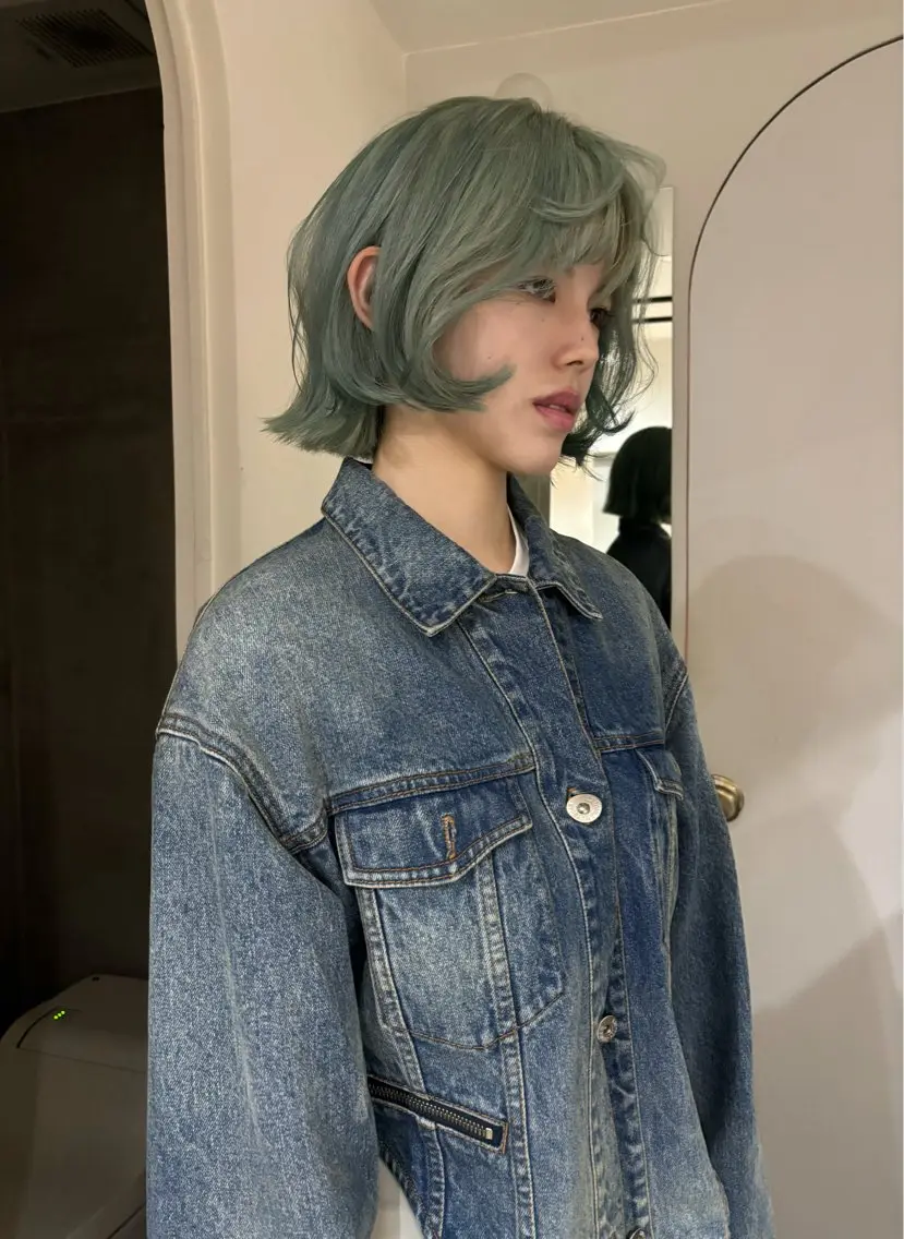 ショート kanon レイヤー・ボブのヘアスタイル