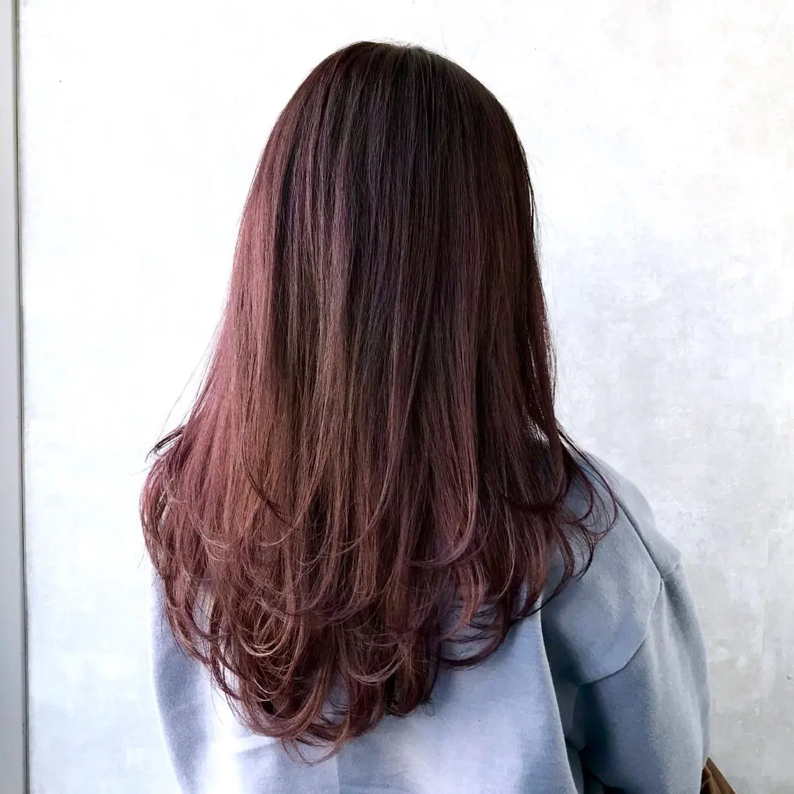ロング ヨシンモリ ムルギョル巻き 韓国風ヘア レイヤーカット シースルーバング K-POP好き美容師 🇰🇷Kai.Yのヘアスタイル
