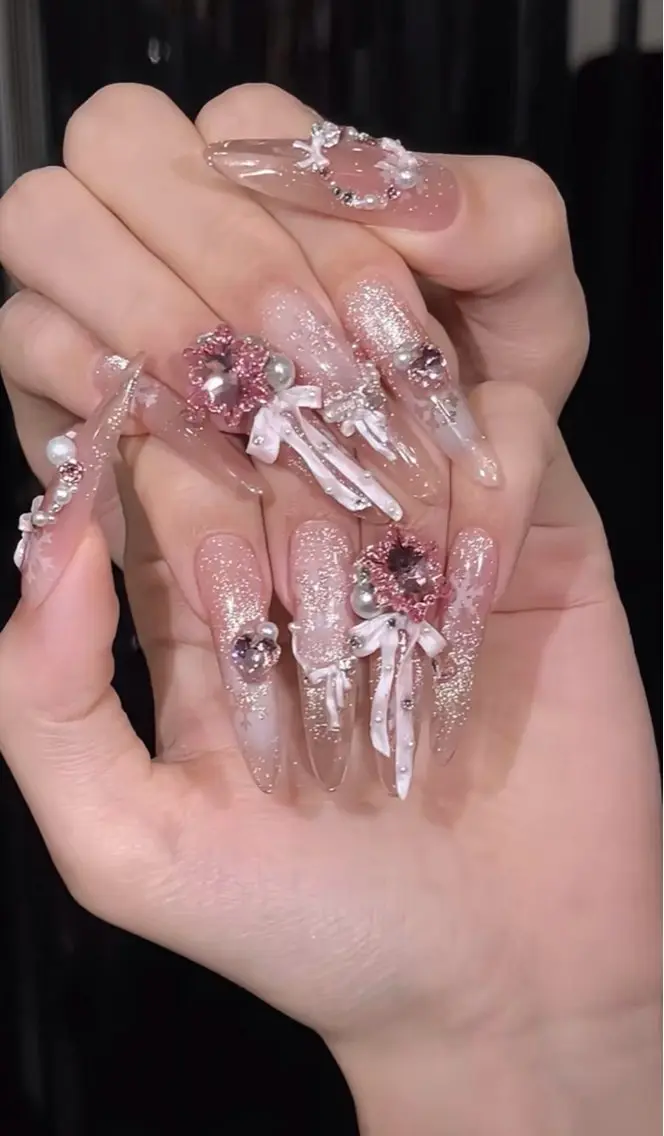 ネイル ハンドネイル Luna Nail.Novaのネイルデザイン