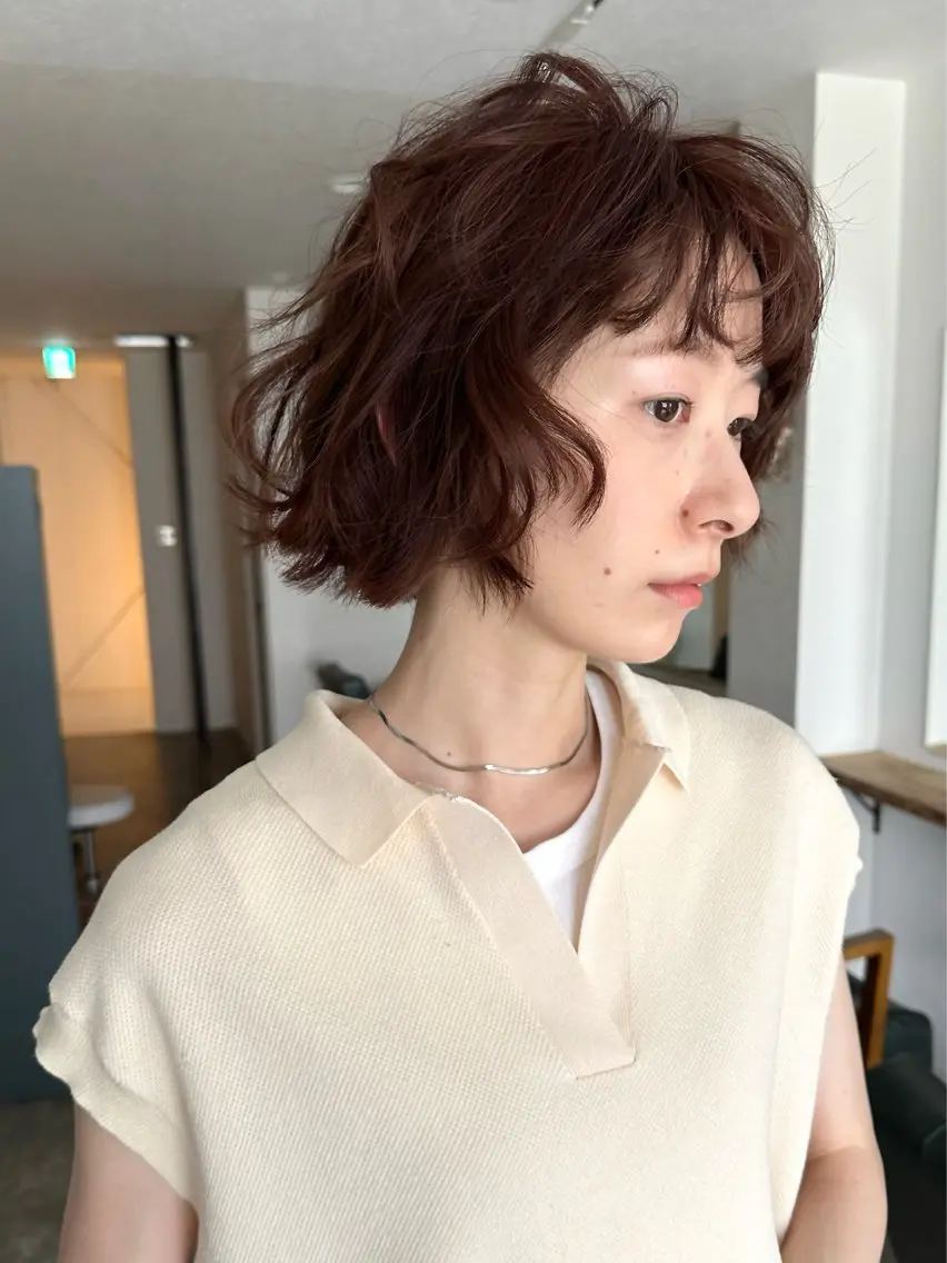 ショート カラー パーマ グレージュ ニュアンスパーマ カット ヘアカラー パーマ トリートメント パーマ/透明感カラー /ボブ/吉田一生のヘアスタイル