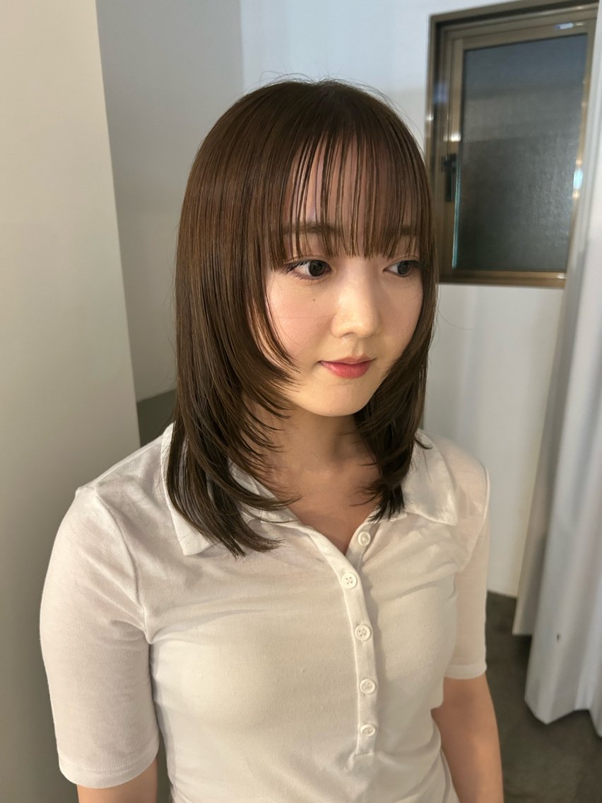 ミディアム カラー シャギー カット ヘアカラー トリートメント chico .のヘアスタイル