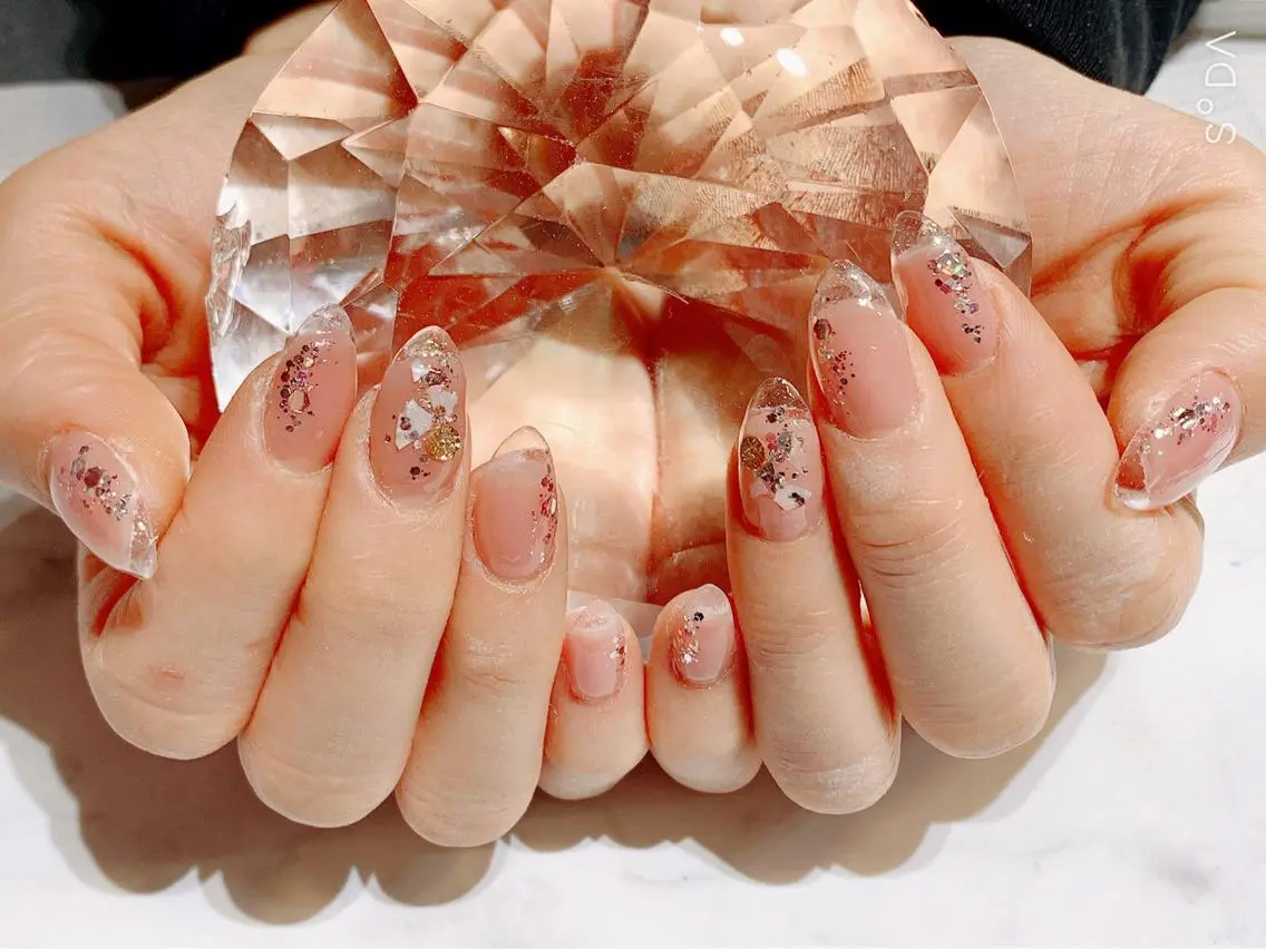 ネイル クリアネイル フレンチネイル ハンドネイル YUN 💅のネイルデザイン