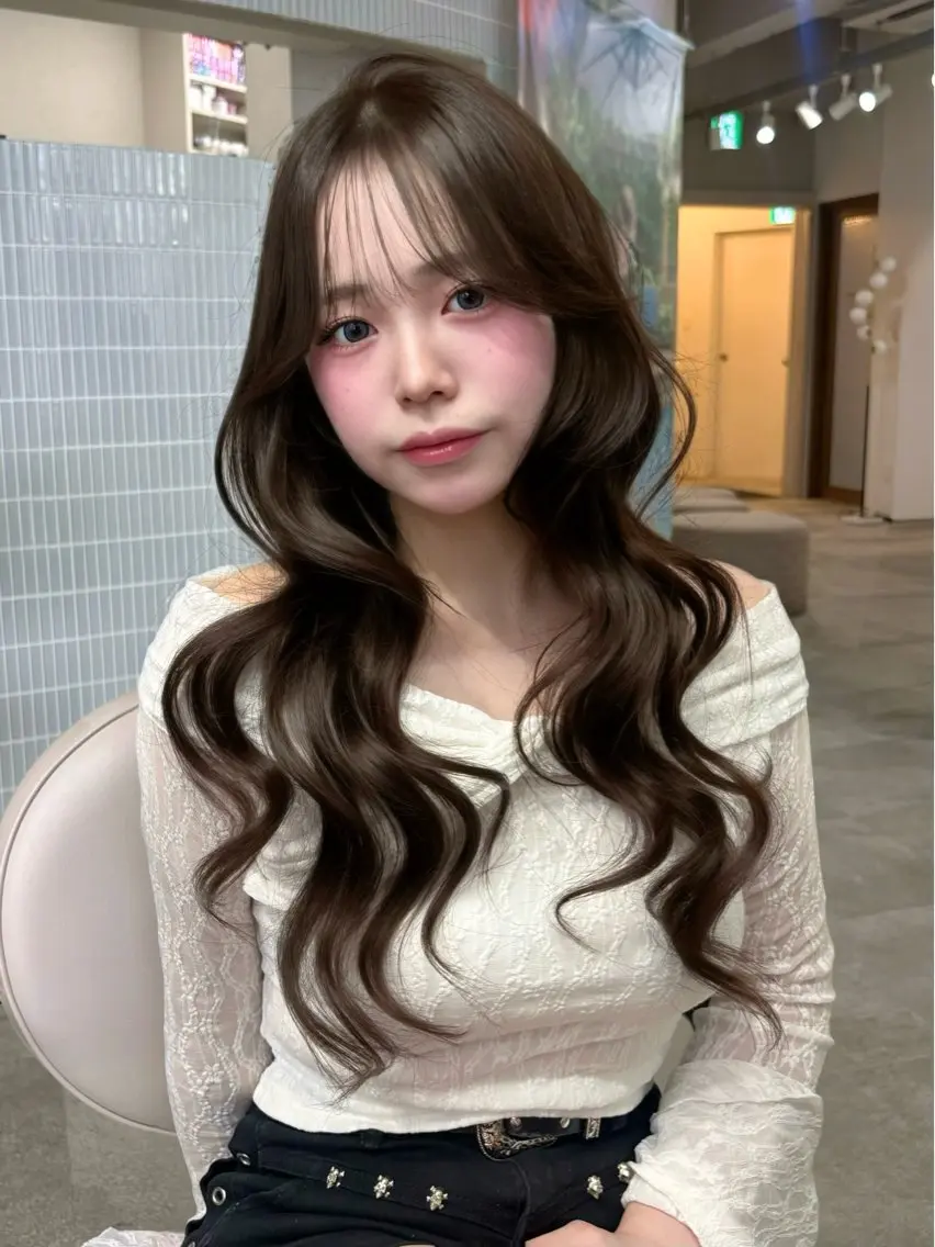 ロング くびれヘア 韓国風ヘア レイヤーカット カット ヘアカラー トリートメント SEIRA 透明感 ☆トレンドヘア☆のヘアスタイル