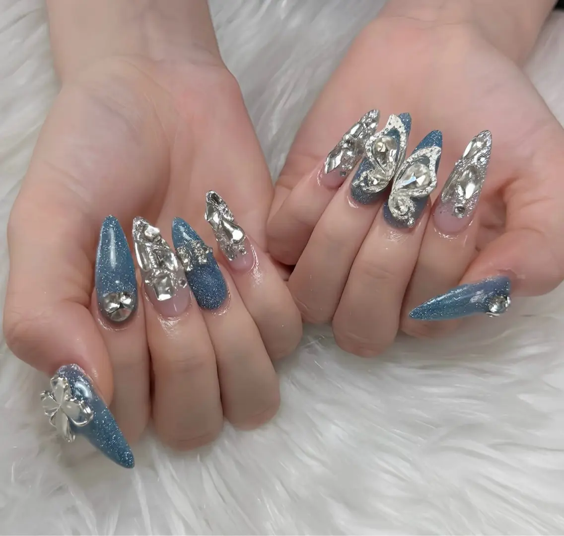 ネイル オーロラネイル チークネイル フットネイル フレンチネイル ジェルネイル Havi Nailsのネイルデザイン