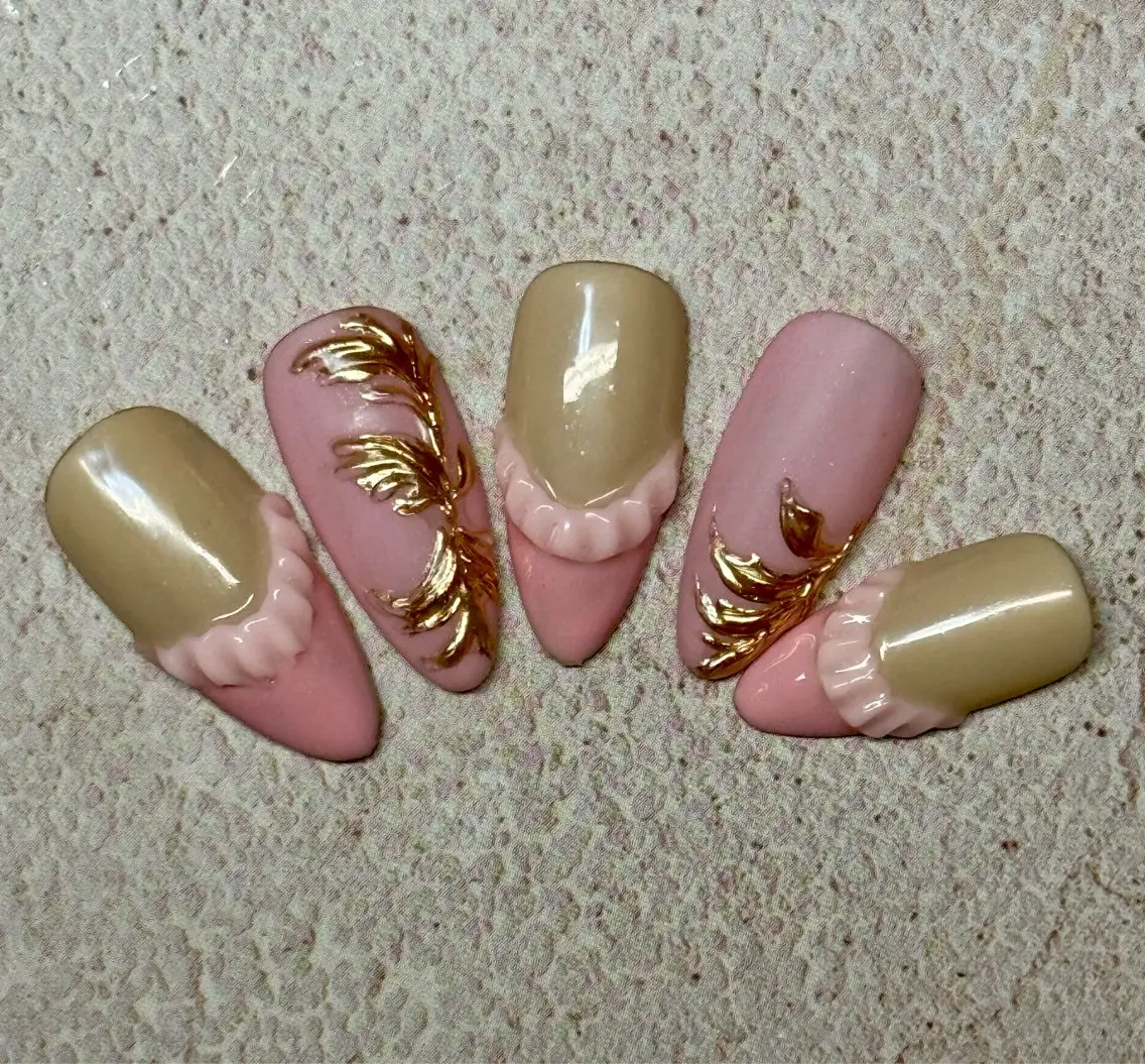 ネイル アートネイル チークネイル フレンチネイル キラキラネイル ラメ(グリッター) Mai’s nailのネイルデザイン