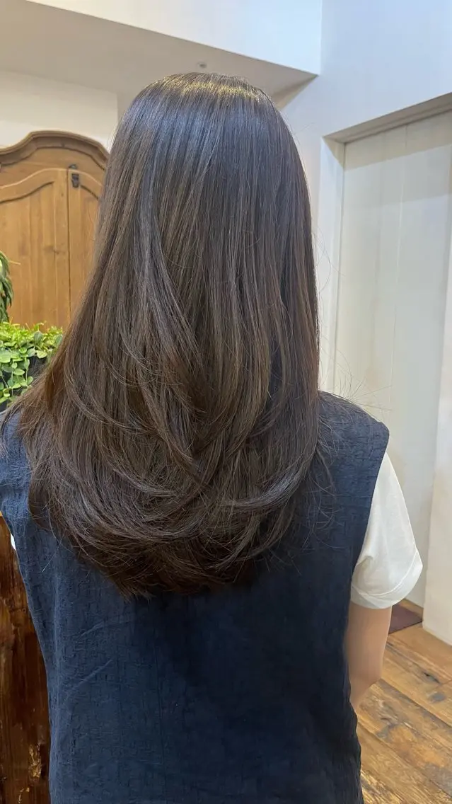 ロング ハイレイヤー レイヤーカット utsumi uran 吉祥寺のヘアスタイル