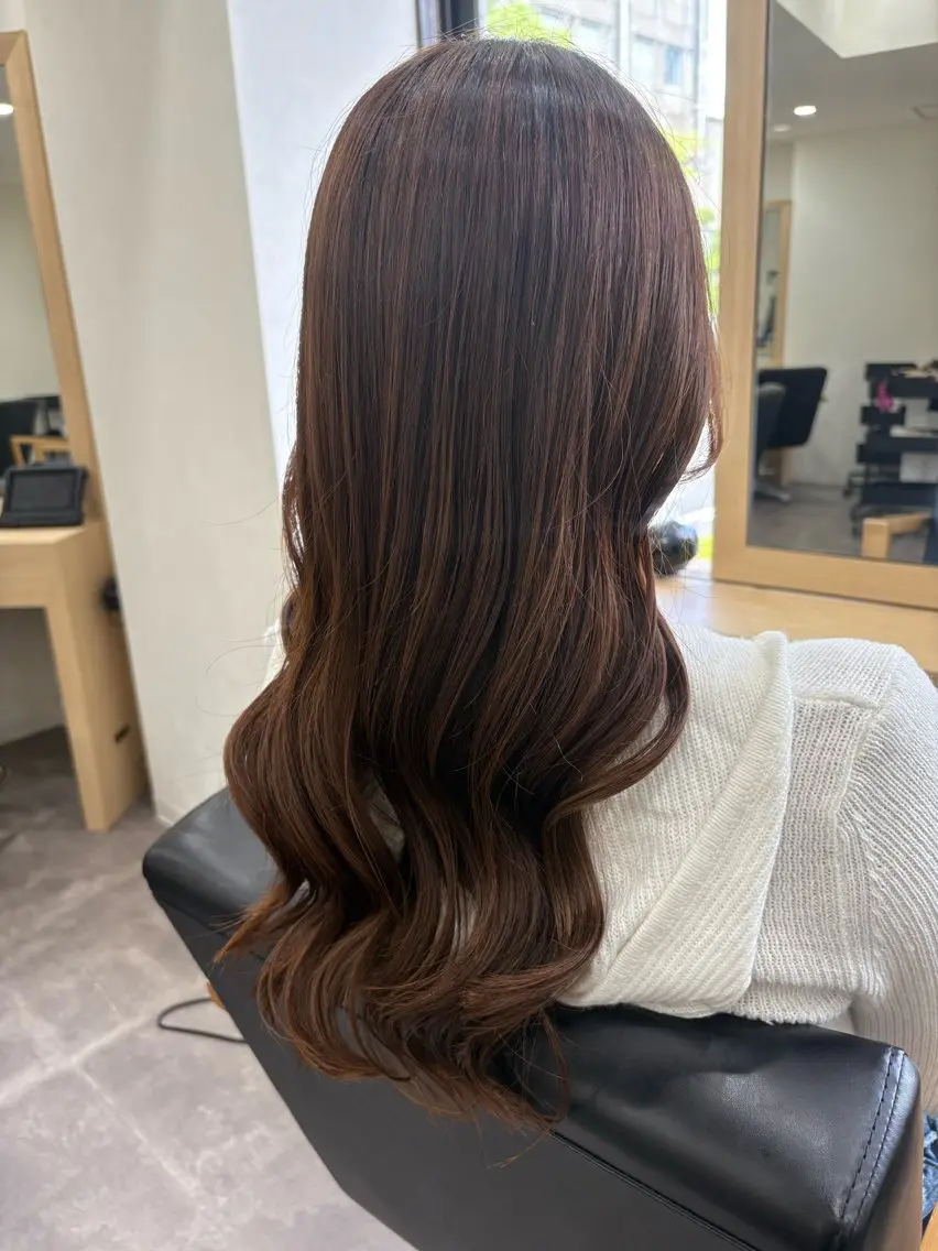 セミロング (kakko )のヘアスタイル
