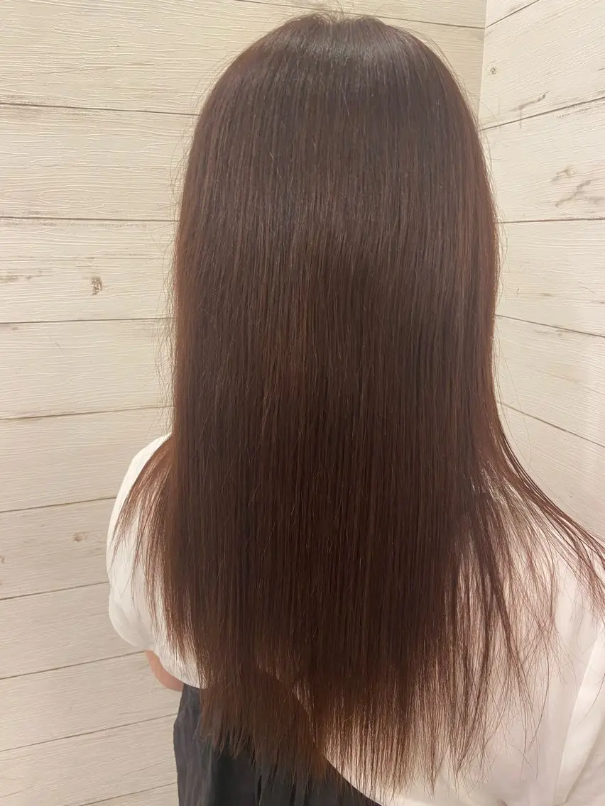 セミロング MELIA/佐藤 美歩のヘアスタイル