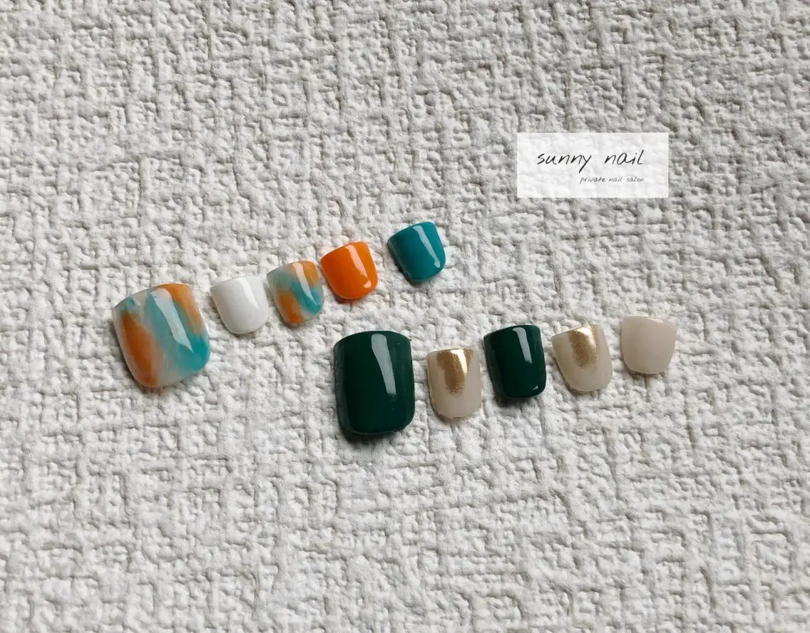 ネイル アートネイル フットネイル ジェルネイル グリーン ミラーネイル sunny nailのネイルデザイン