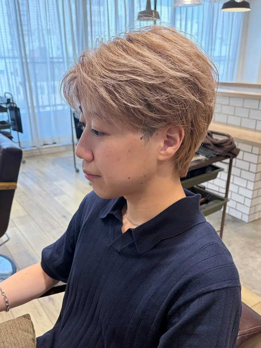 ミディアム カラー メンズ メンズブリーチ ベージュカラー ブリーチ 💐メンズ特化× パーマ💐早坂駆留のヘアスタイル