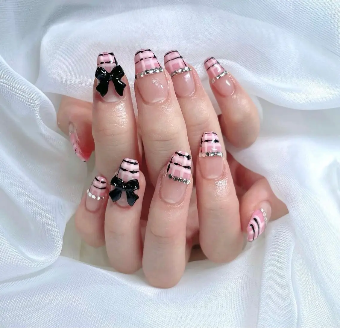 ネイル ハンドネイル Sii nail 🤍SAKIのネイルデザイン