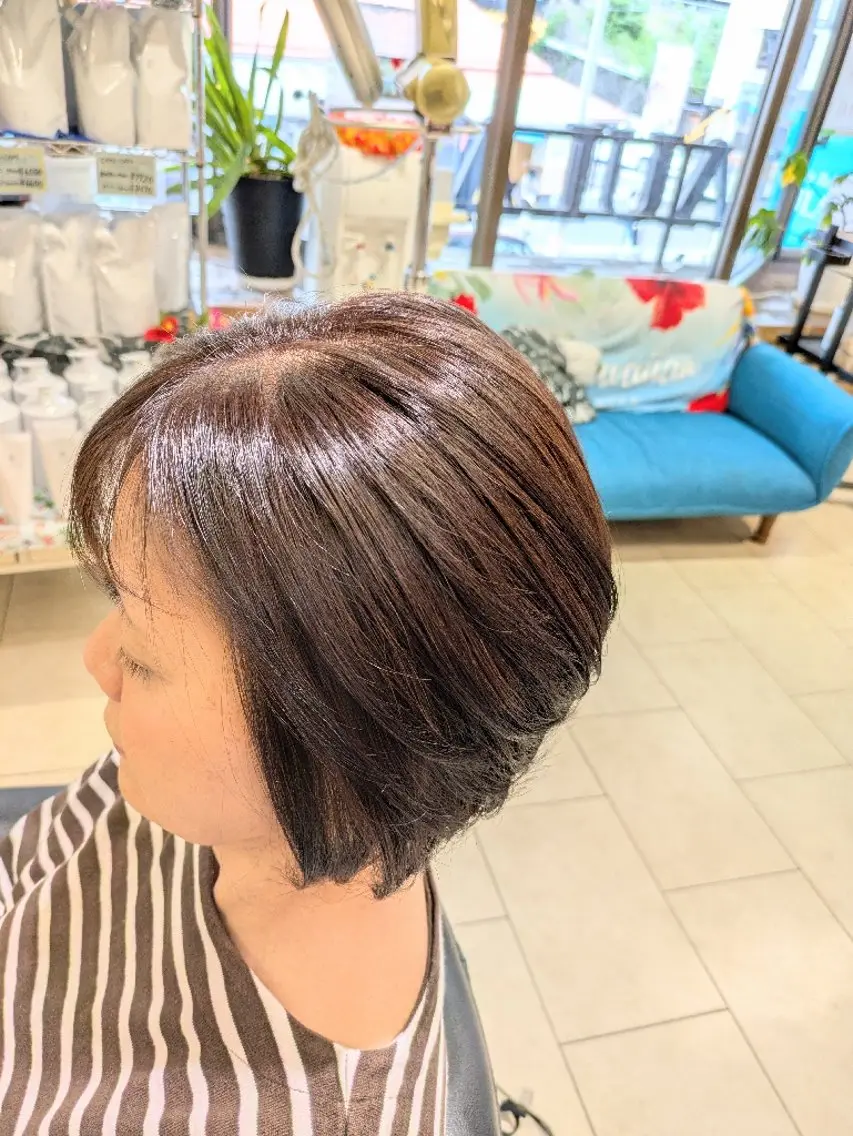 ショート 塚原 友紀子のヘアスタイル