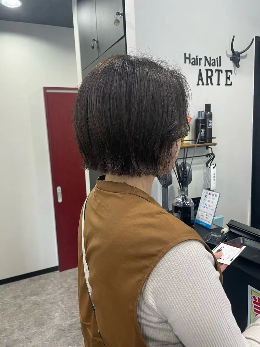 ショート カット 友滝 真菜美のヘアスタイル